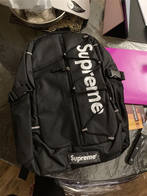 supreme backpack pandabuy